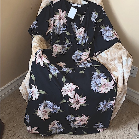 All in Favor Black Floral Dress - Picture 6 of 6